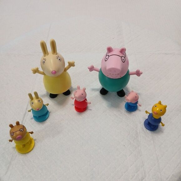 LOT OF 7 PEPPA PIG FAMILY & FRIENDS TOY FIGURES CHARACTERS COLLECTION - Picture 2 of 16
